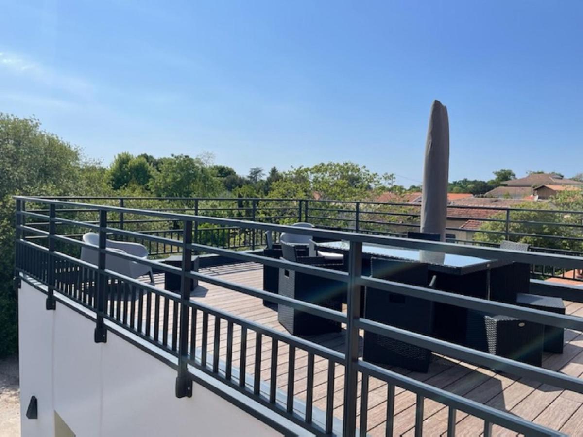 Au Coeur Du Bassin D'Arcachon,Tres Bel Appartement Avec Terrasse Оданж Екстериор снимка
